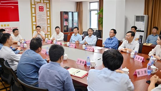 X:归档照片?3?3年10月27日，，，，，，广安市委常委胡胡常委工作会见会建图微信图片_20231027151653.jpg